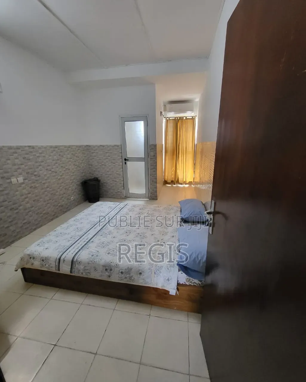 Meublé 3chbre Villa dans Meublée, Cocody à Louer