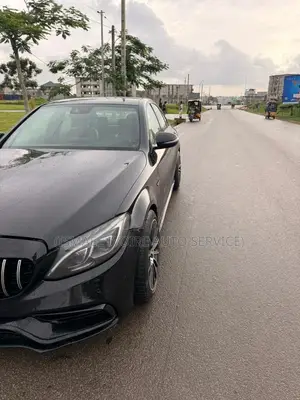 Mercedes-Benz C450 2016 Noir
