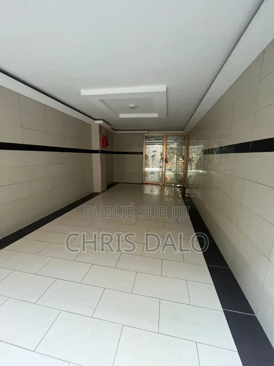 2chbre Appartement dans Dalo Davy, Cocody à Louer