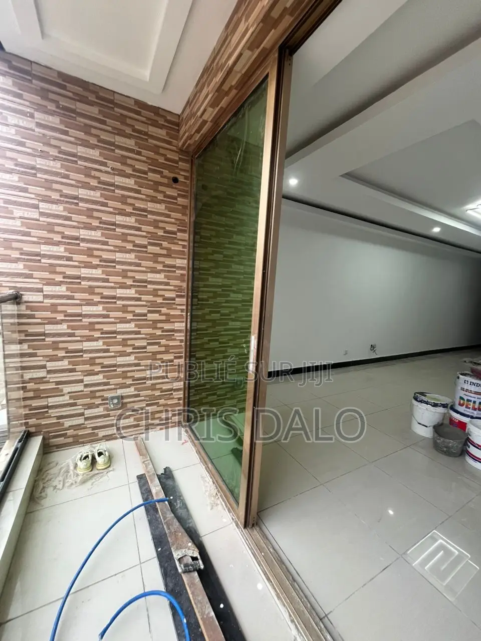 2chbre Appartement dans Dalo Davy, Cocody à Louer