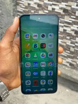 Nouveau Infinix Smart 10 Plus 128 GB Noir