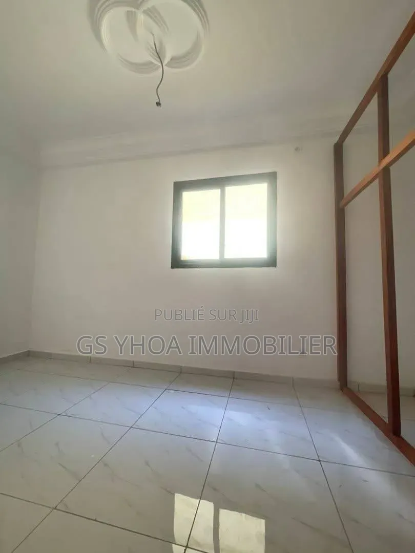 3chbre Villa dans Bingerville à Vendre