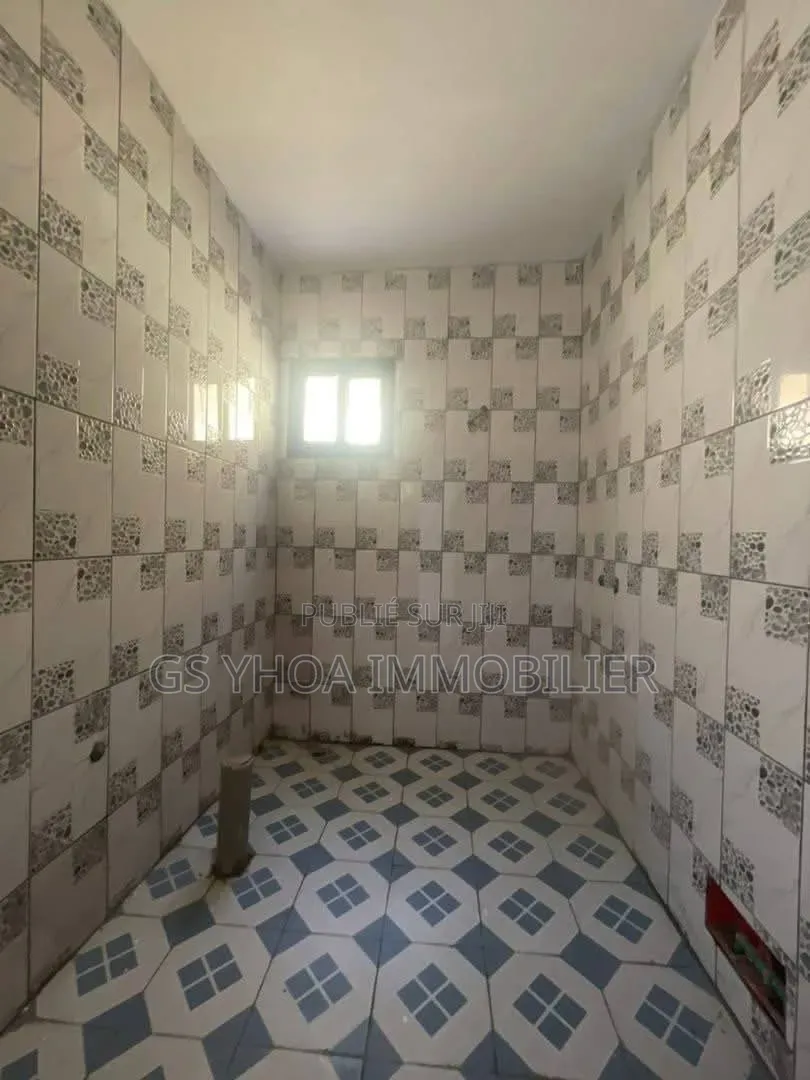 3chbre Villa dans Bingerville à Vendre