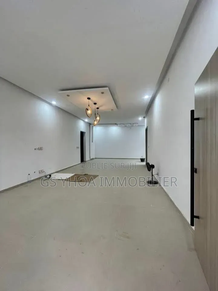 3chbre Villa dans Bingerville à Vendre