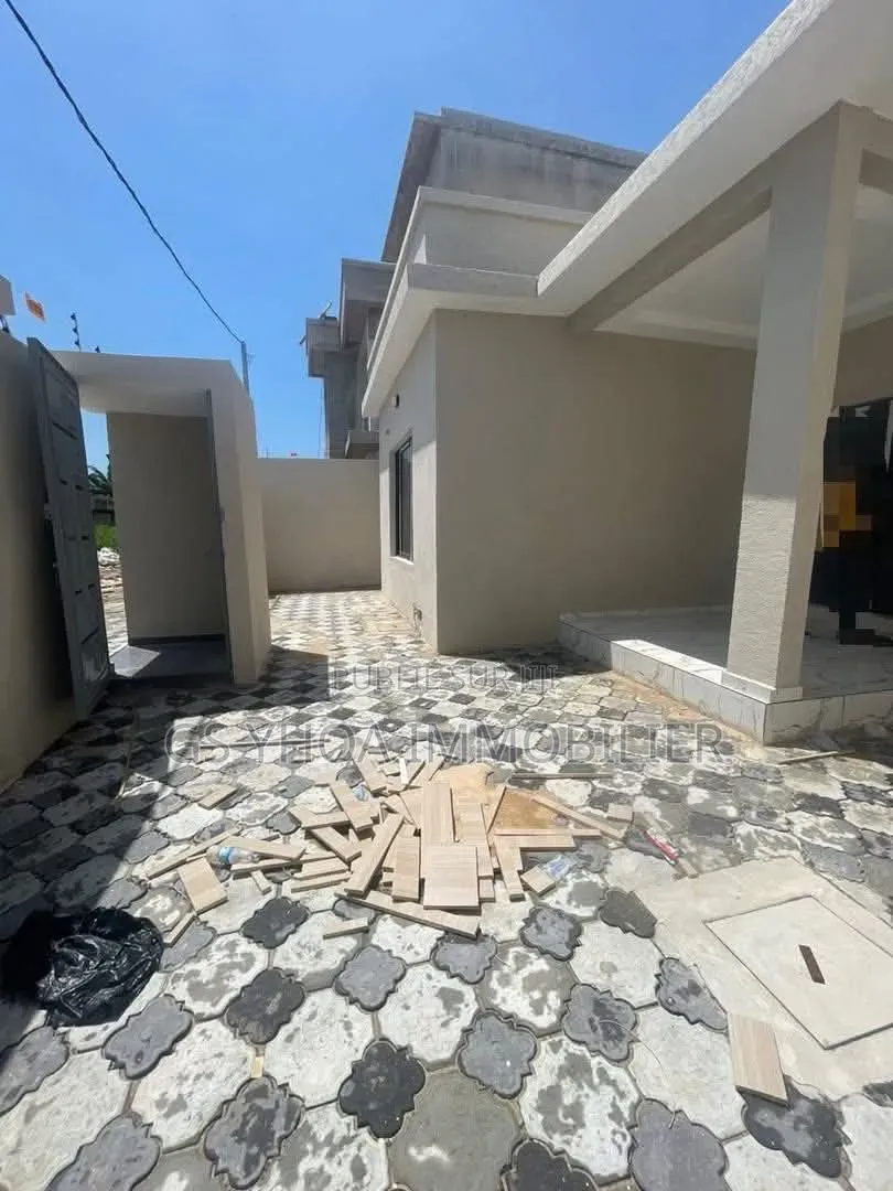 3chbre Villa dans Bingerville à Vendre