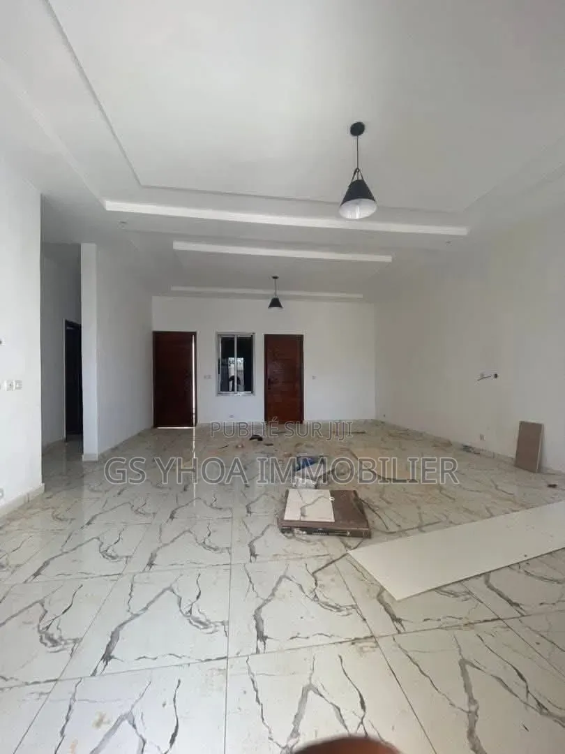 3chbre Villa dans Bingerville à Vendre