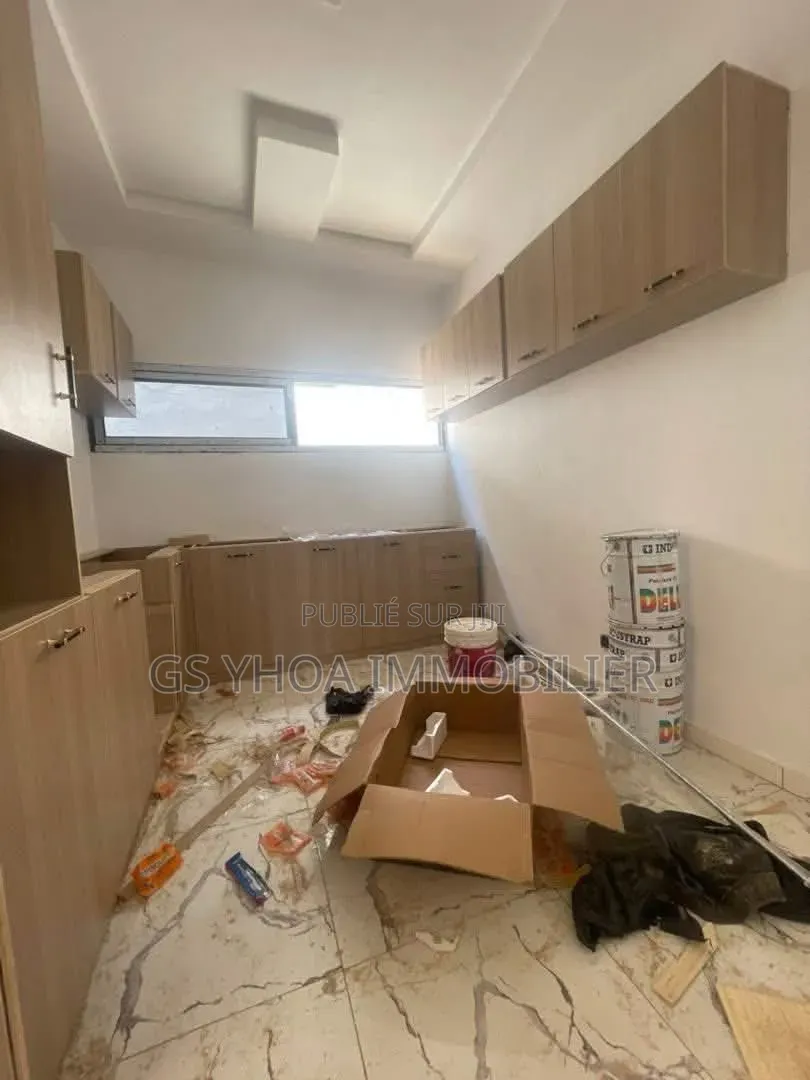 3chbre Villa dans Bingerville à Vendre