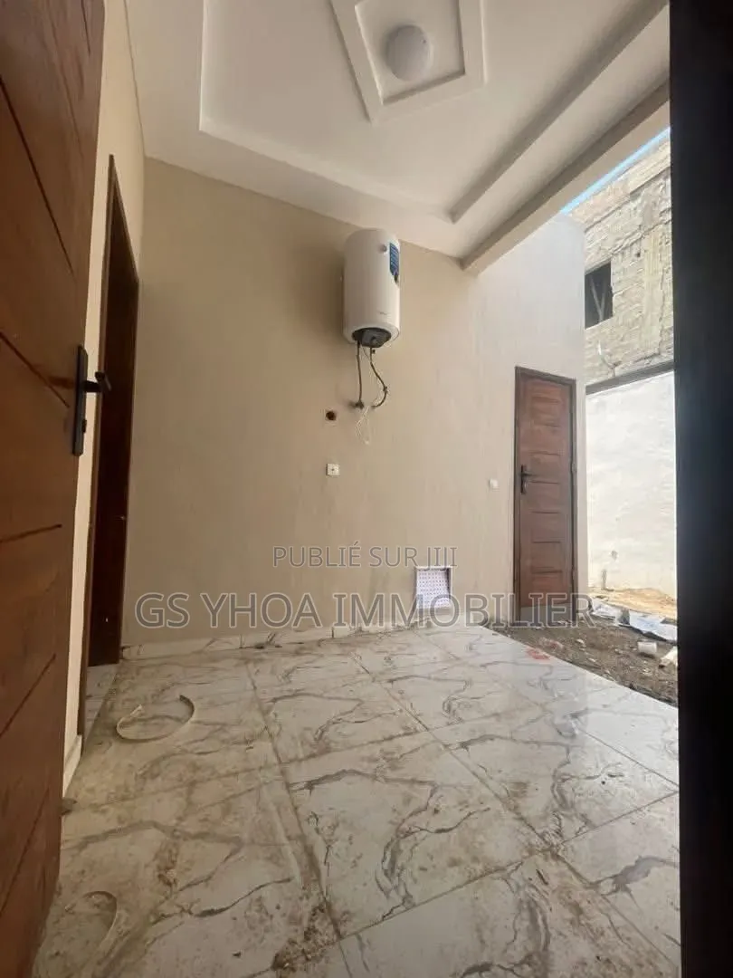 3chbre Villa dans Bingerville à Vendre