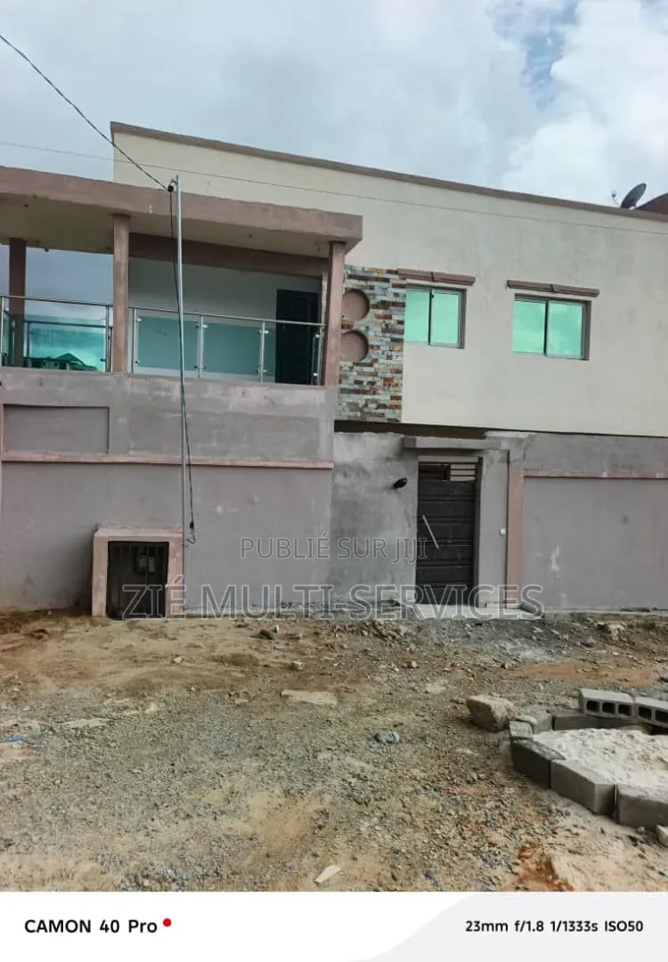 Meublé 5chbre Duplex dans Zié Multi-Service, Cocody à Vendre