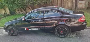 Mercedes-Benz CLK 2000 Noir
