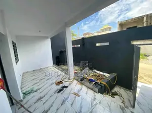 4chbre Villa dans , Cocody à Vendre