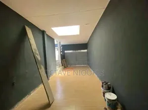 4chbre Villa dans , Cocody à Vendre