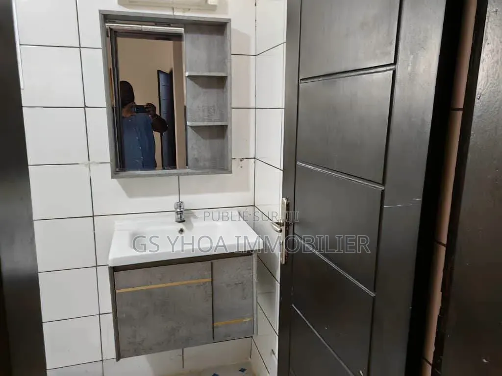 4chbre Villa dans Cocody à Vendre