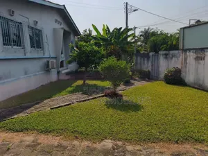4chbre Villa dans Cocody à Vendre