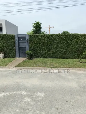 4chbre Villa dans Le Plateau à Vendre