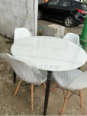 Table À Manger Marbrée