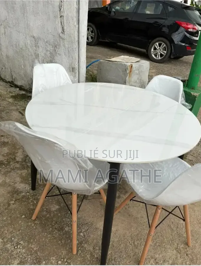Table À Manger Marbrée