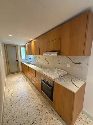 6chbre Villa dans Cocody à Louer