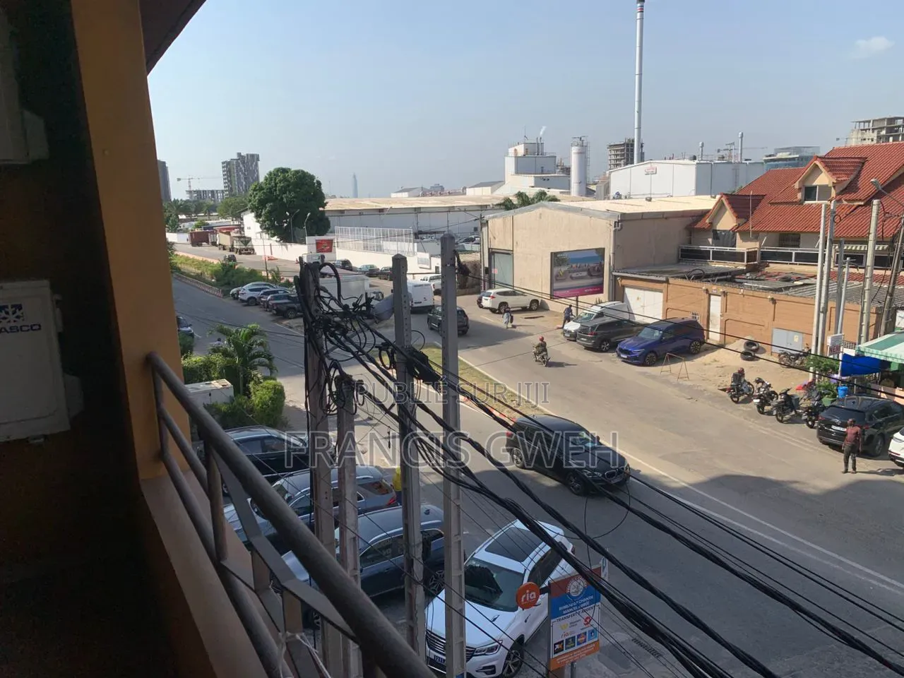 2chbre Appartement dans Francis Gweh, Cocody à Louer