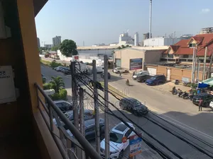 2chbre Appartement dans Francis Gweh, Cocody à Louer