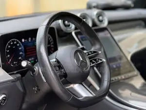 Mercedes-Benz GLC-Class 2025 Gris