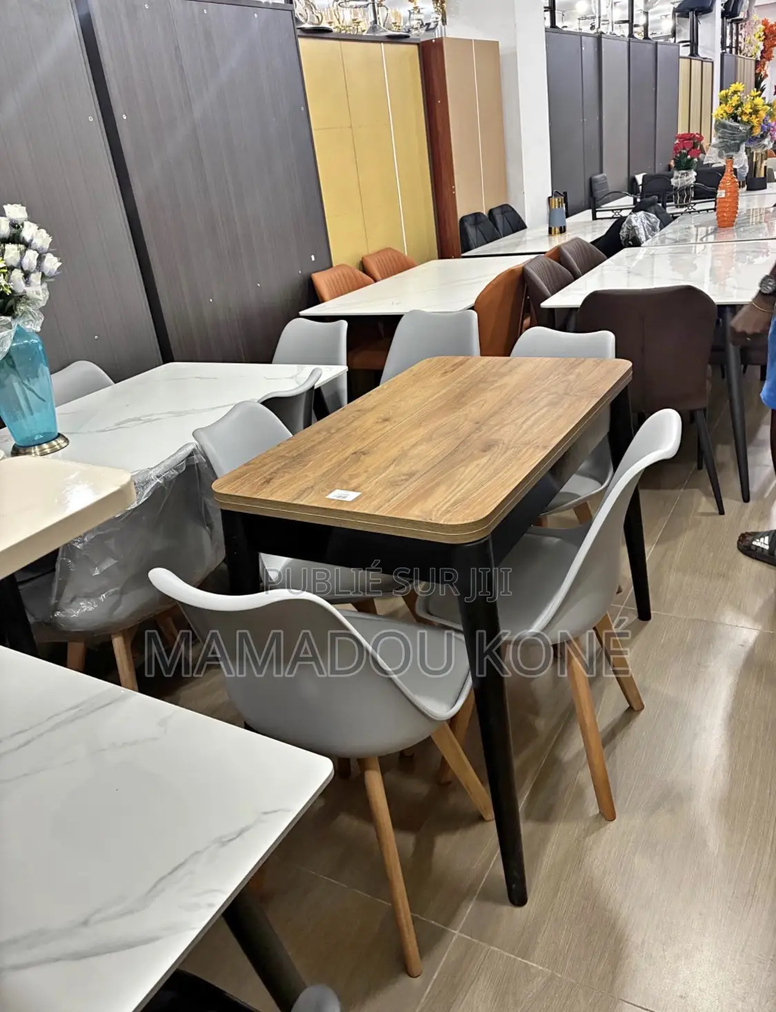 Table À Manger Importé