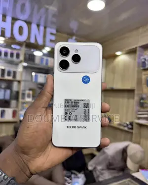 Nouveau Tecno Spark 40 256 GB Blanc