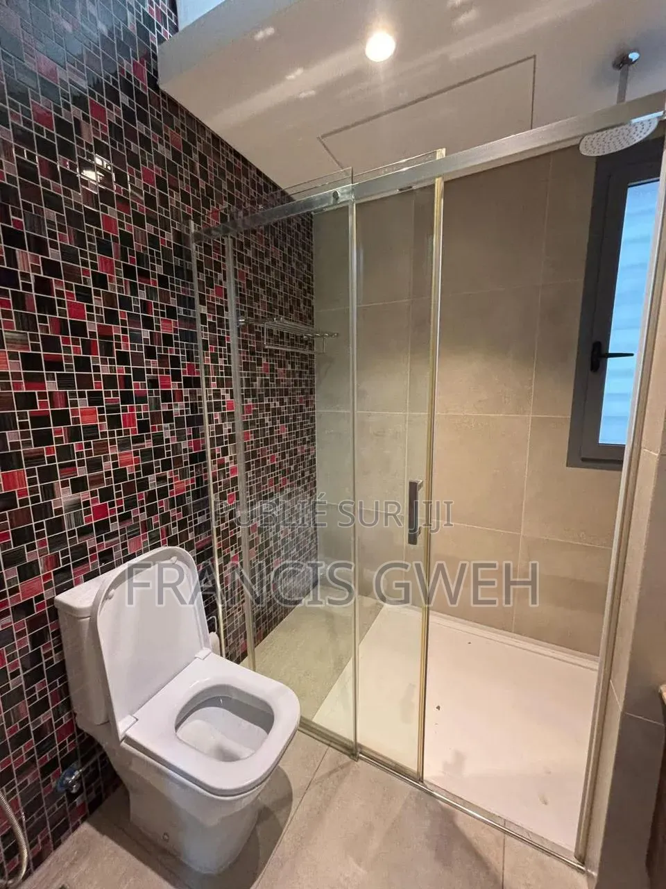 2chbre Appartement dans Francis Gweh, Cocody à Louer