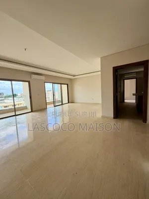 2chbre Appartement dans Lascoco Maison, Marcory à Louer