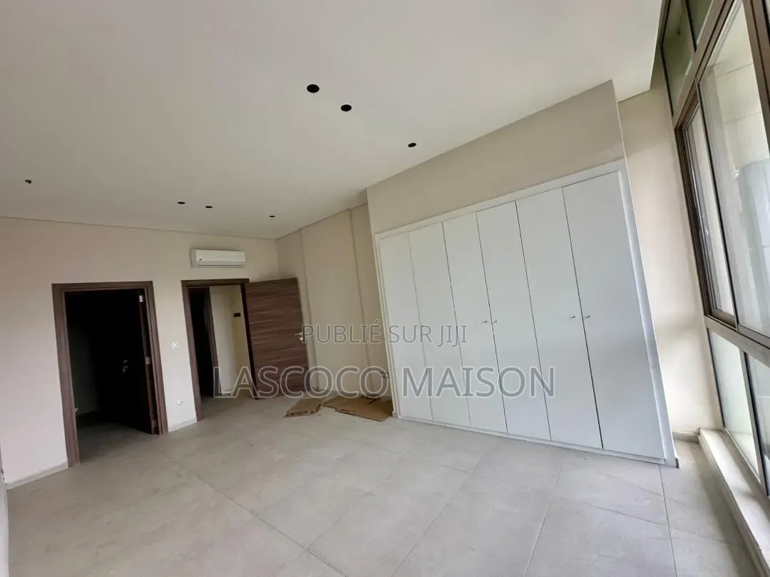 2chbre Appartement dans Lascoco Maison, Marcory à Louer