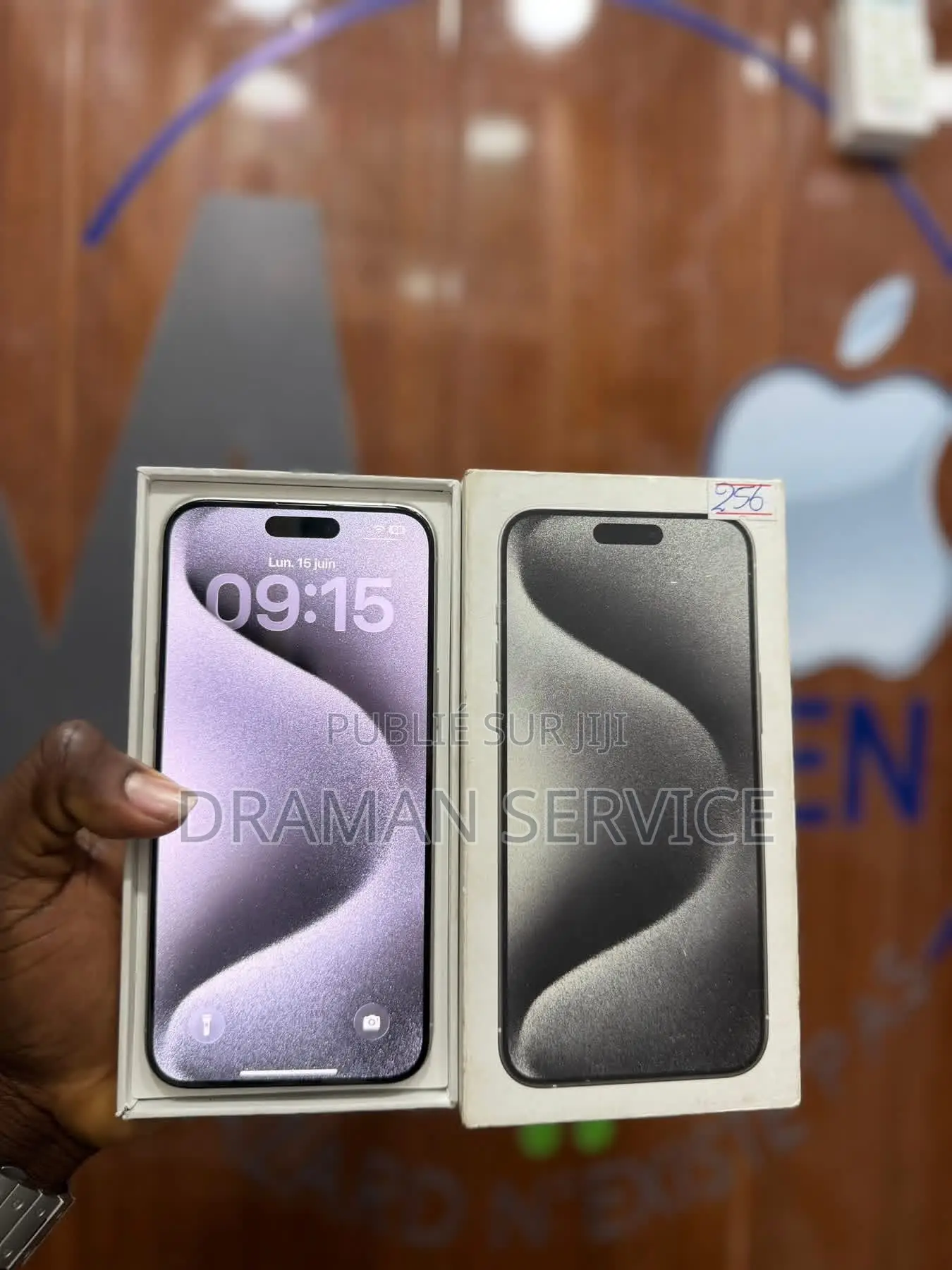 Nouveau Apple iPhone 15 Pro 256 GB Autre