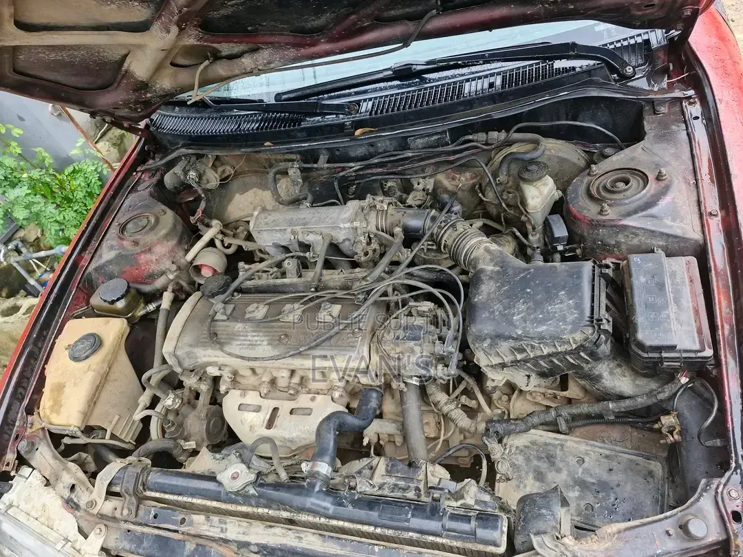 Toyota Corolla 2011 Rouge