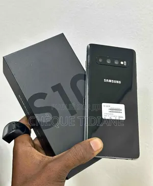 Nouveau Samsung Galaxy S10 128 GB Noir