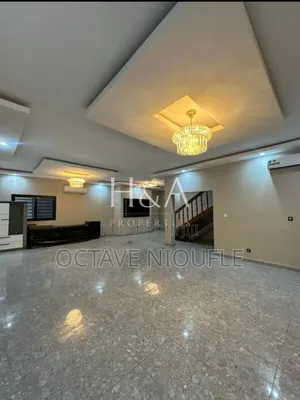 5chbre Duplex dans , Cocody à Louer
