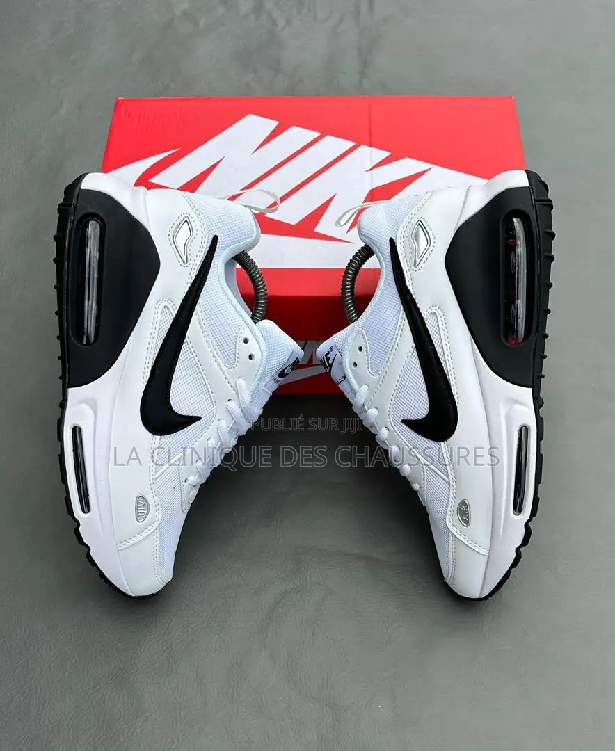 Nike Air Max Ivo