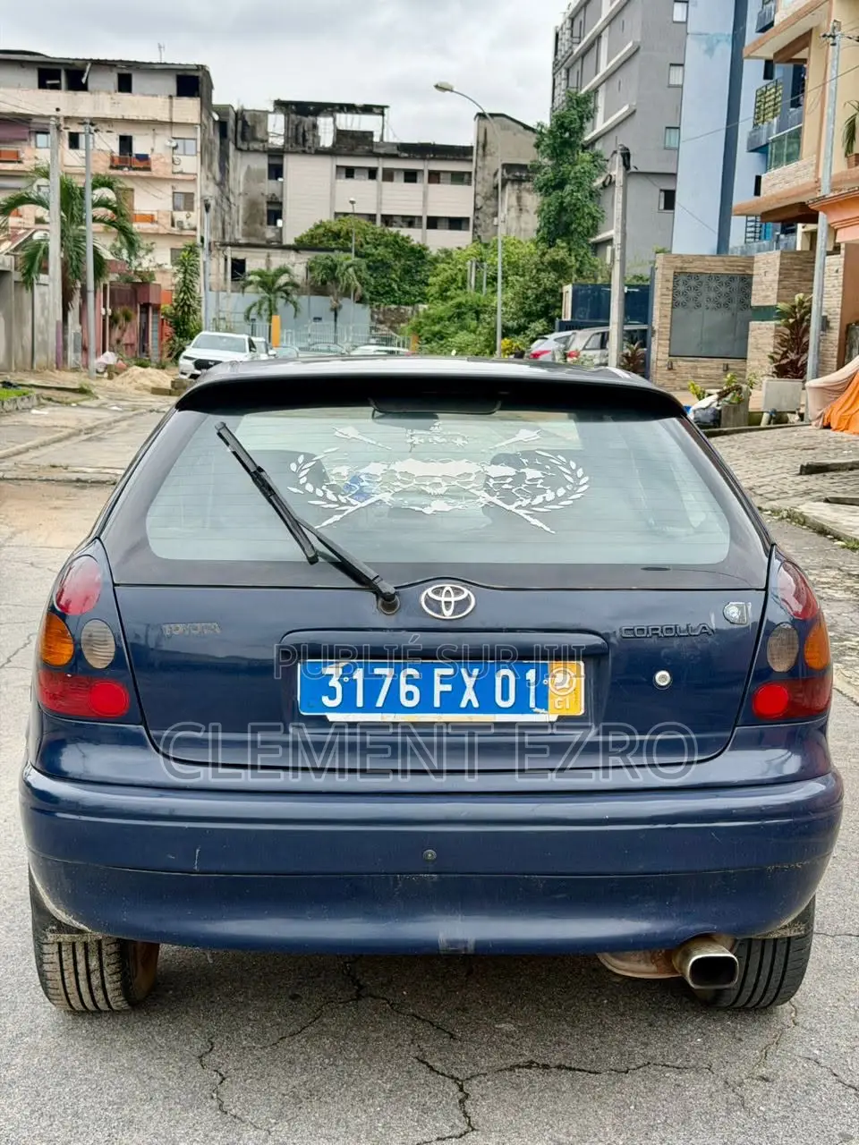 Toyota Corolla Liftback 2002 Bleu