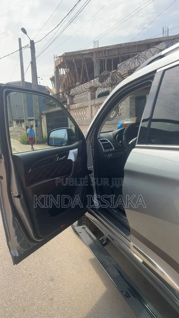 Haval H9 2022 Gris