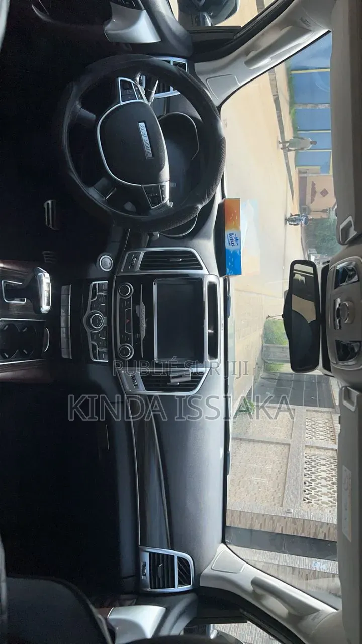 Haval H9 2022 Gris