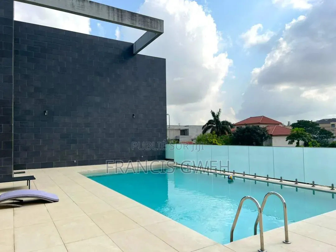 Meublé 3chbre Appartement dans Francis Gweh, Cocody à Louer