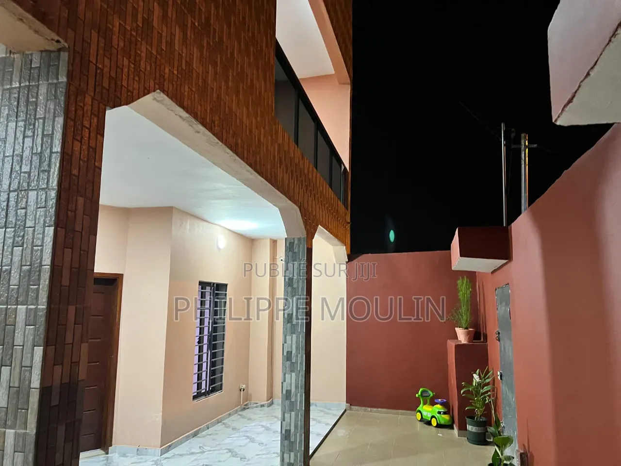 Meublé 4chbre Duplex dans Bingerville à Vendre