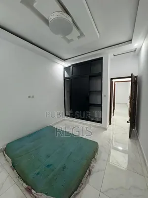 5chbre Duplex dans Klayservices_Loue, Cocody à Louer