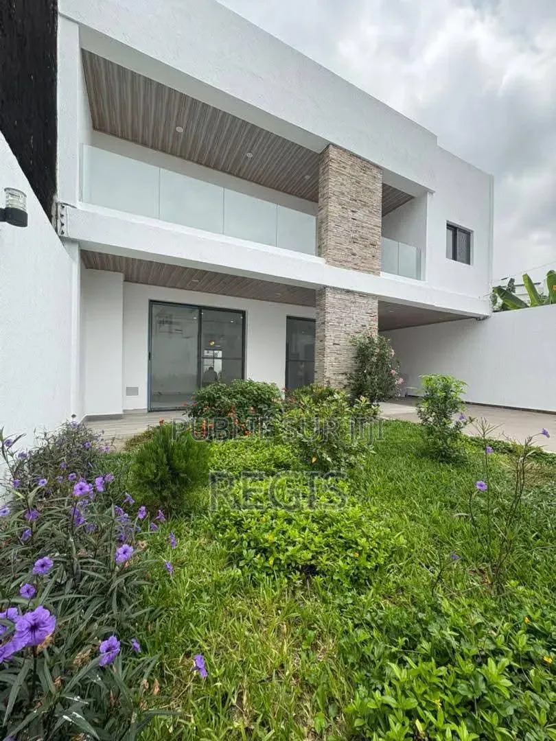 5chbre Duplex dans Klayservices_Loue, Cocody à Louer