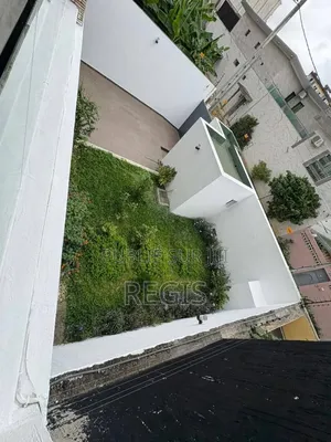 5chbre Duplex dans Klayservices_Loue, Cocody à Louer