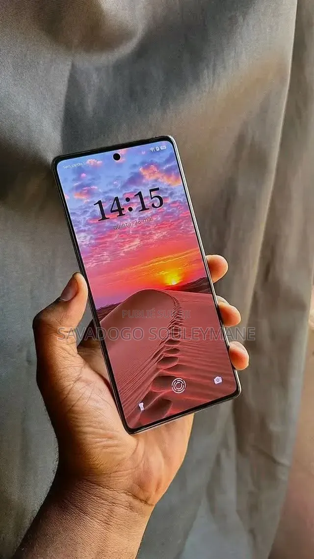 Nouveau Tecno Camon 30 256 GB Doré
