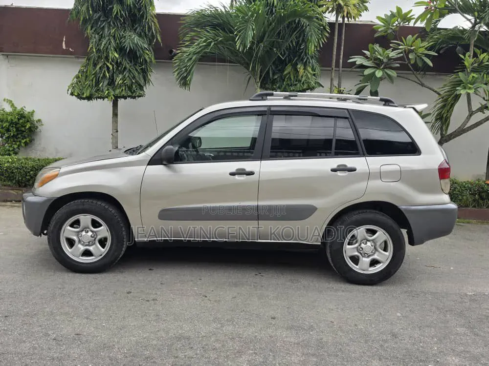 Toyota RAV4 Automatic 2003 Jaune
