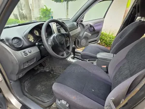 Toyota RAV4 Automatic 2003 Jaune