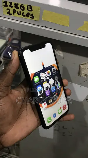Apple iPhone XR 64 GB Noir