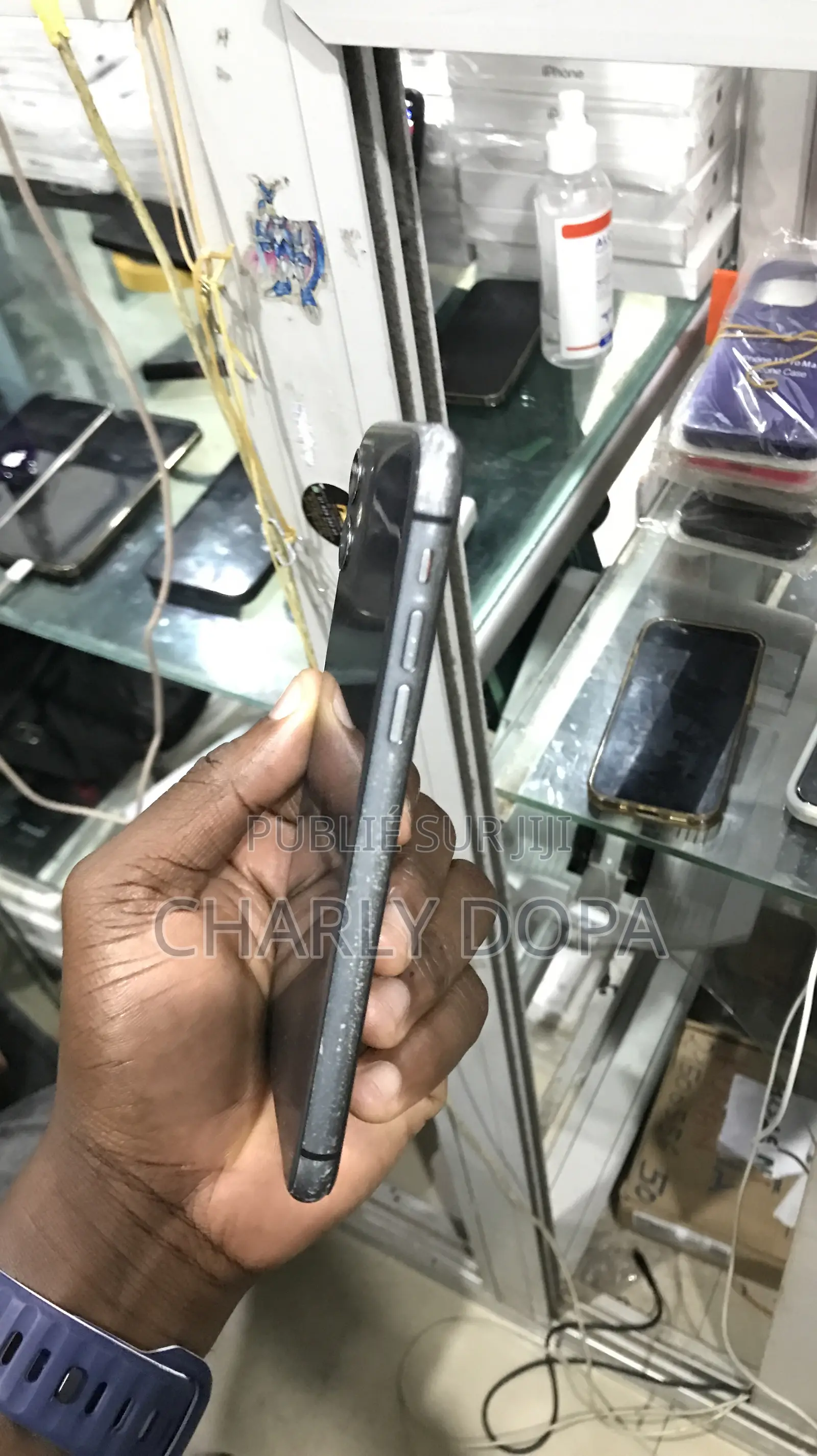 Apple iPhone 11 64 GB Noir