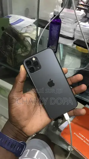 Apple iPhone 11 Pro 64 GB Vert
