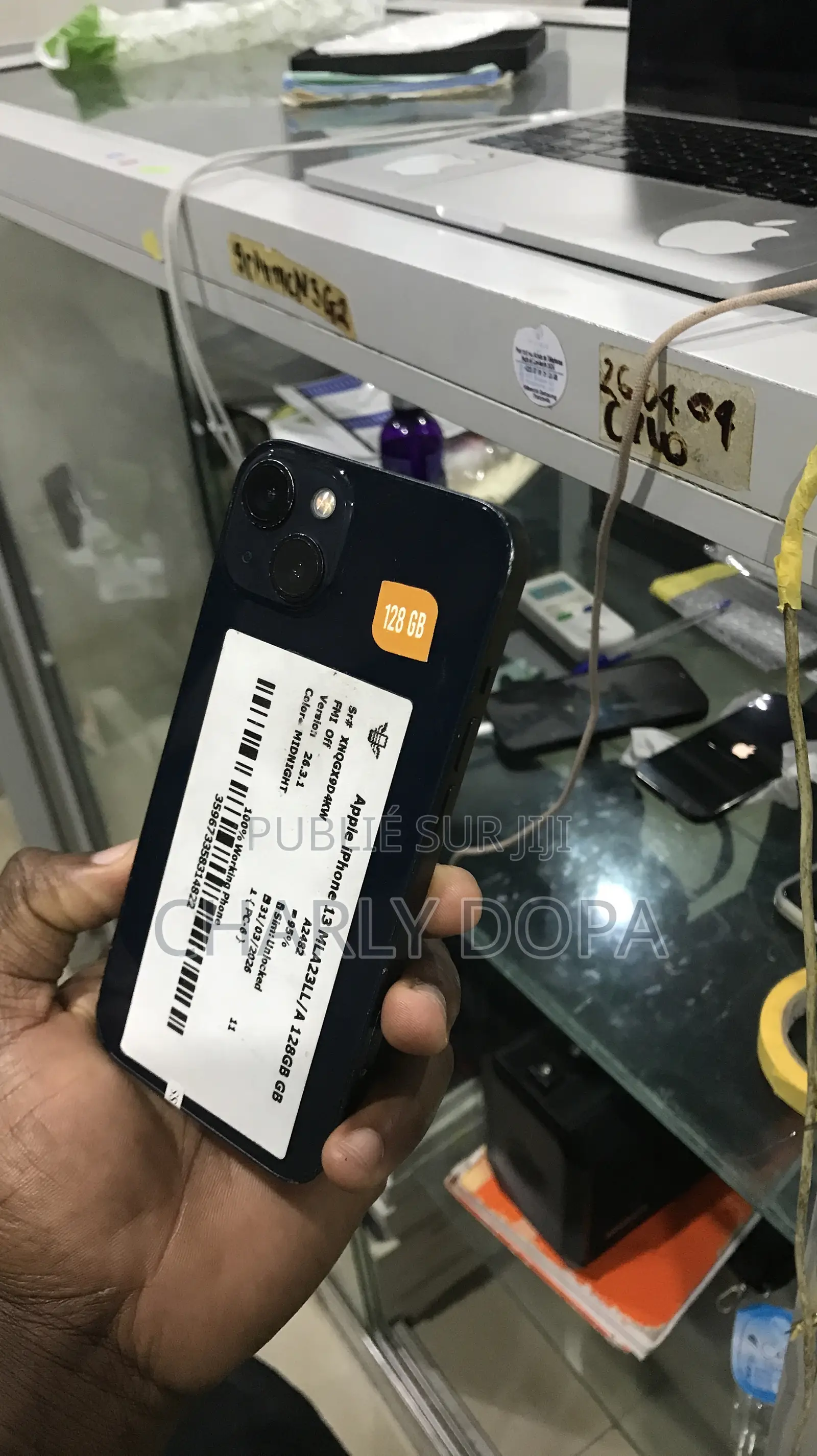 Apple iPhone 13 128 GB Noir